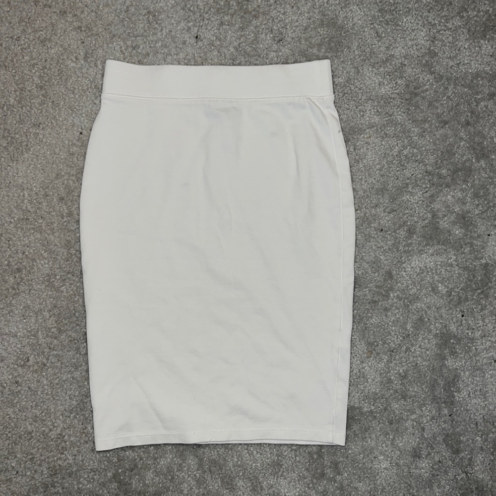 Women’s White Stretch Pencil Skirt